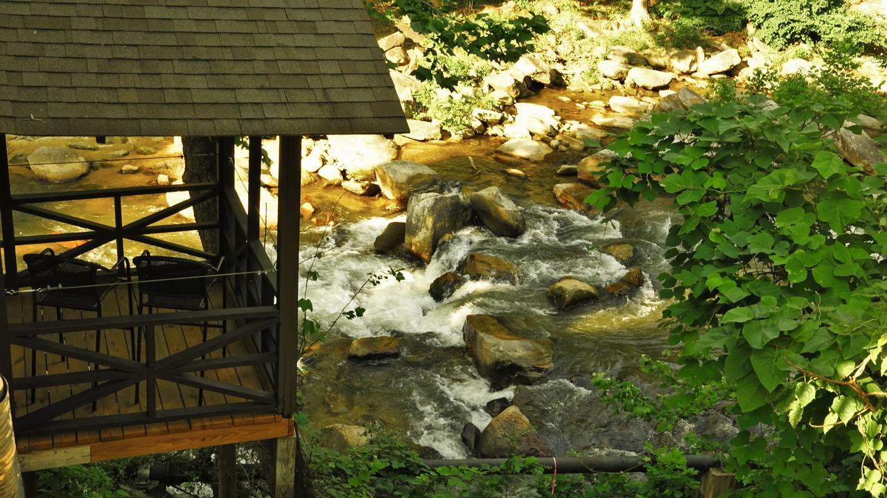 Riverside Lodge At Chimney Rock Buitenkant foto