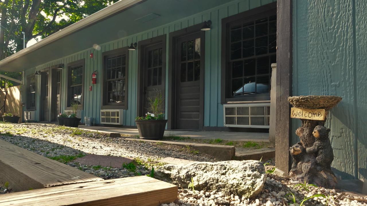 Riverside Lodge At Chimney Rock Buitenkant foto