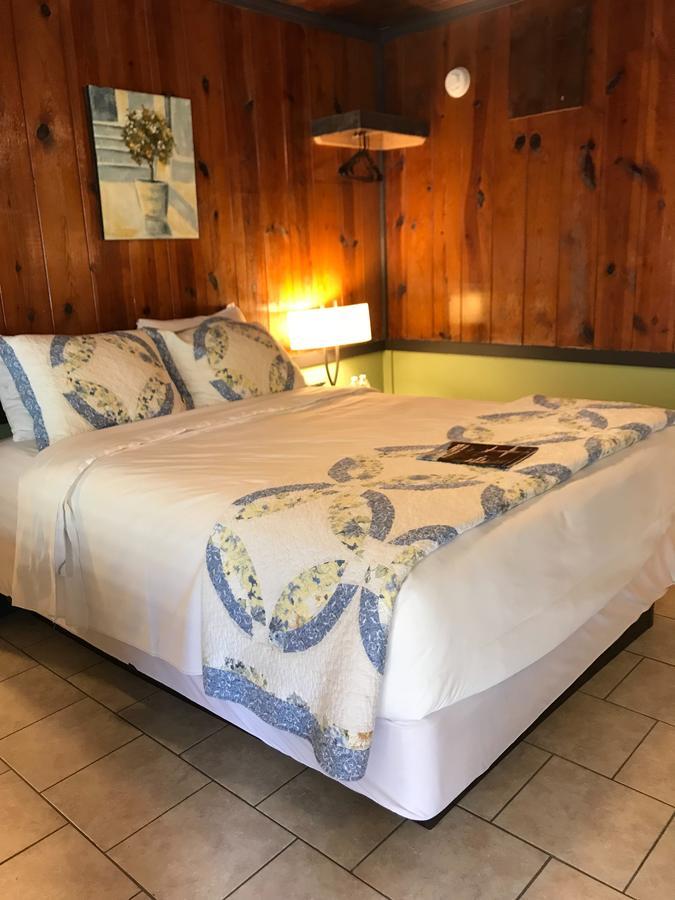 Riverside Lodge At Chimney Rock Buitenkant foto