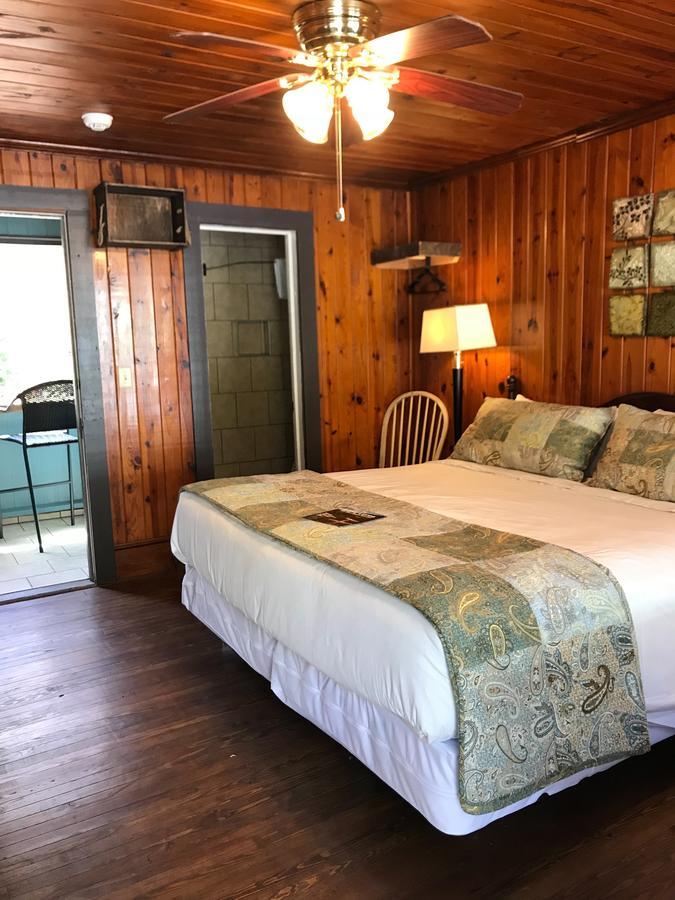 Riverside Lodge At Chimney Rock Buitenkant foto