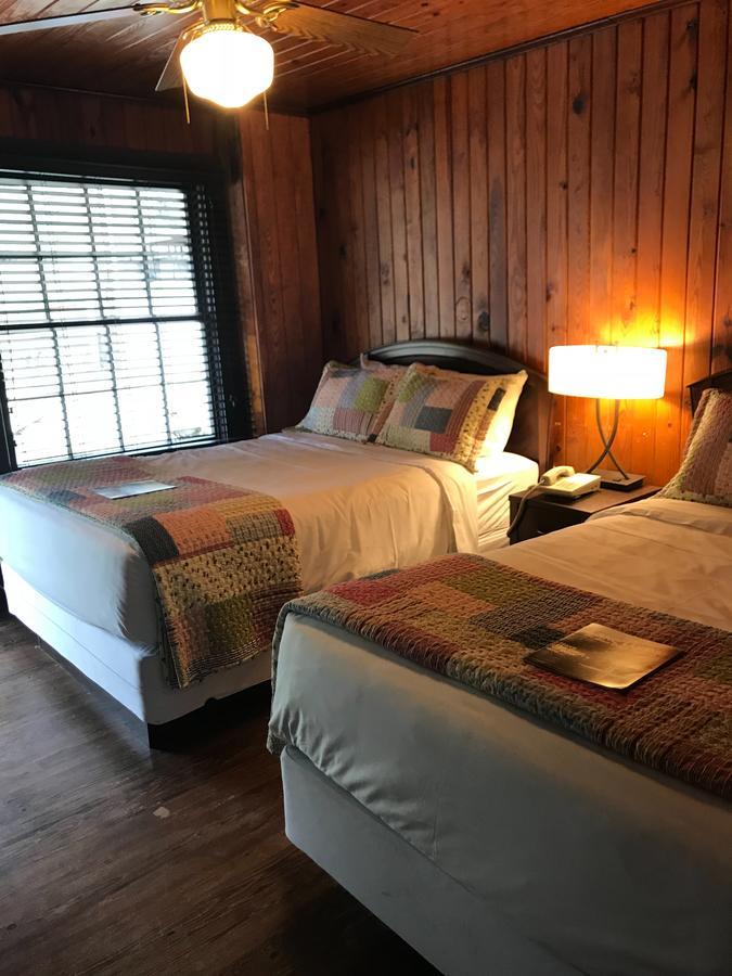 Riverside Lodge At Chimney Rock Buitenkant foto